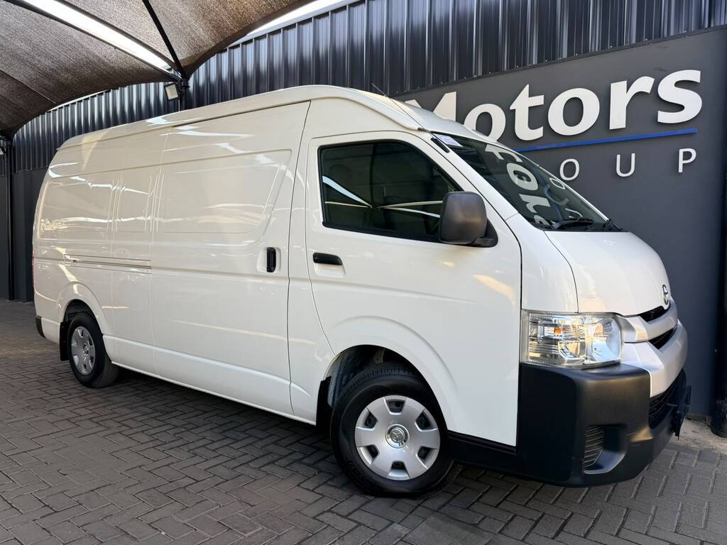 TOYOTA QUANTUM QUANTUM 2.7 LWB F/C P/V - 1