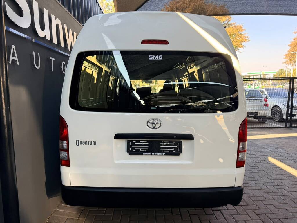 TOYOTA QUANTUM QUANTUM 2.7 LWB F/C P/V - 12
