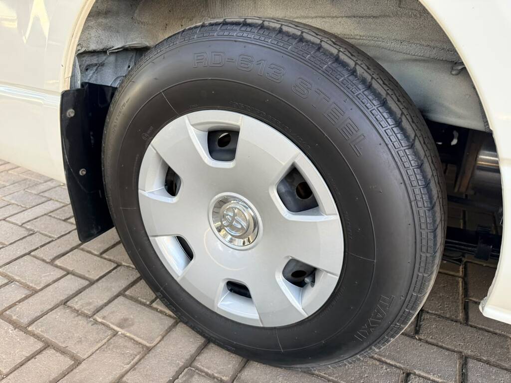 TOYOTA QUANTUM QUANTUM 2.7 LWB F/C P/V - 8