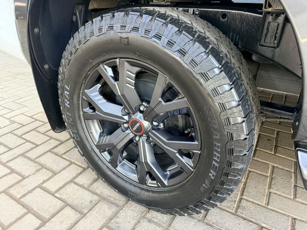 ISUZU D-MAX D-MAX 3.0 Ddi V-CROSS HR 4X4 A/T D/C P/U - 9