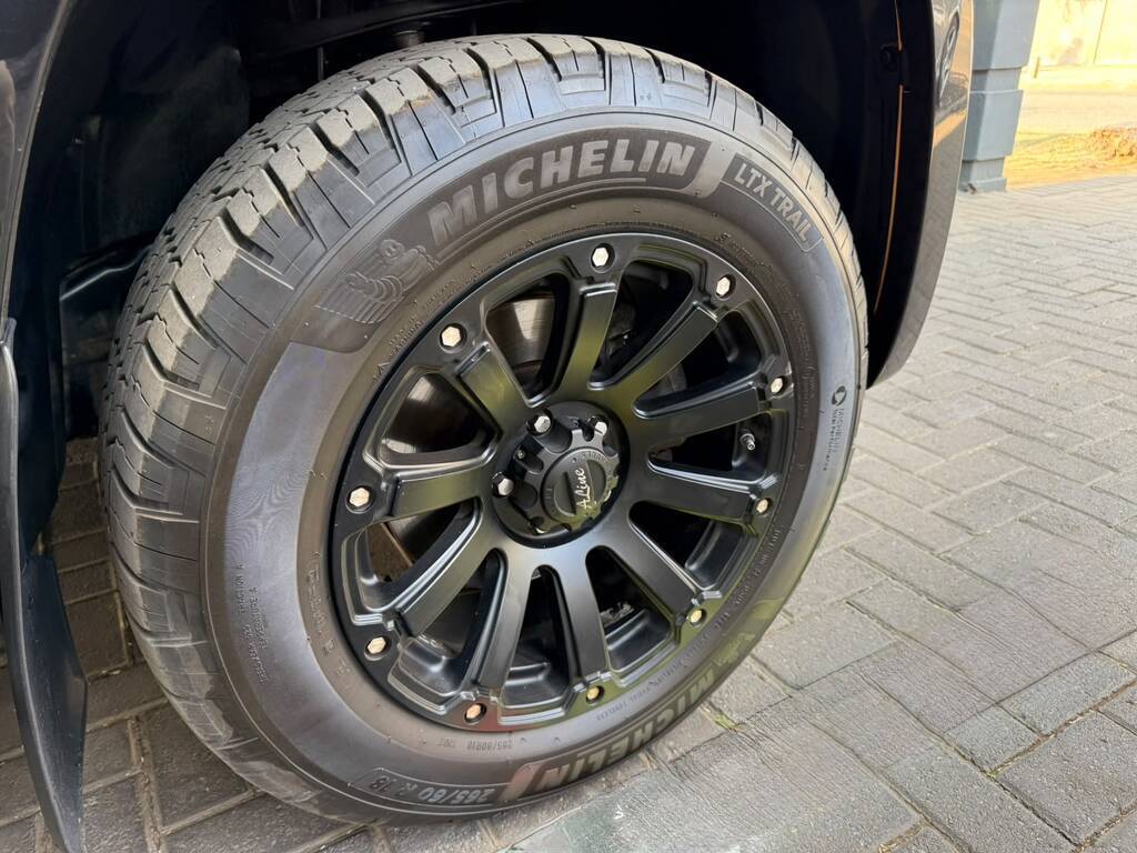 VOLKSWAGEN AMAROK AMAROK CANYON 3.0TDi 4MOT A/T D/C P/U - 7