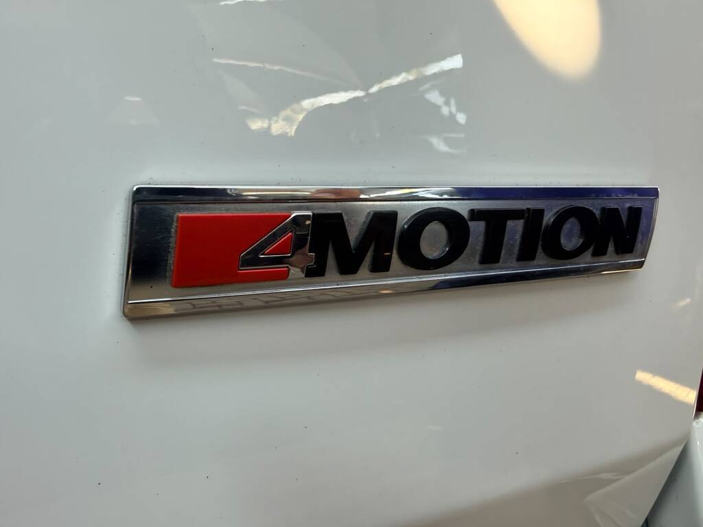 VOLKSWAGEN AMAROK AMAROK 2.0 BiTDi HIGHLINE 132KW 4MOT A/T D/C P/U - 12
