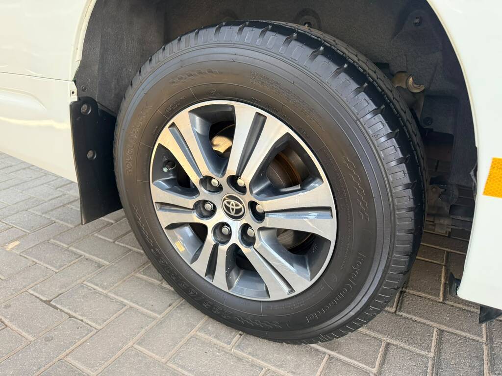 TOYOTA QUANTUM QUANTUM 2.8 GL SLWB A/T 14 SEAT - 7