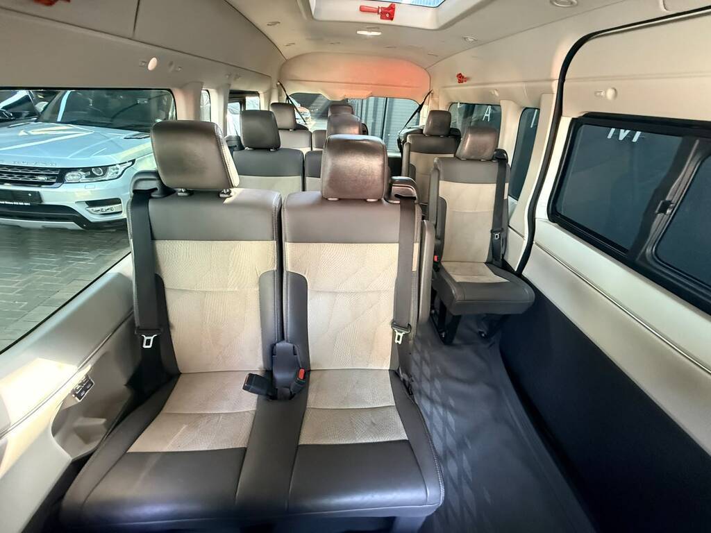 TOYOTA QUANTUM QUANTUM 2.8 GL SLWB A/T 14 SEAT - 8