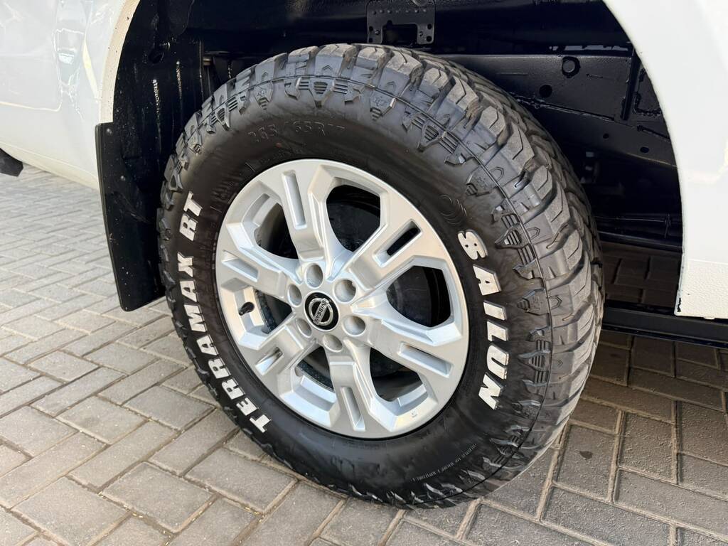 NISSAN NAVARA NAVARA 2.5DDTI SE PLUS D/C P/U - 7