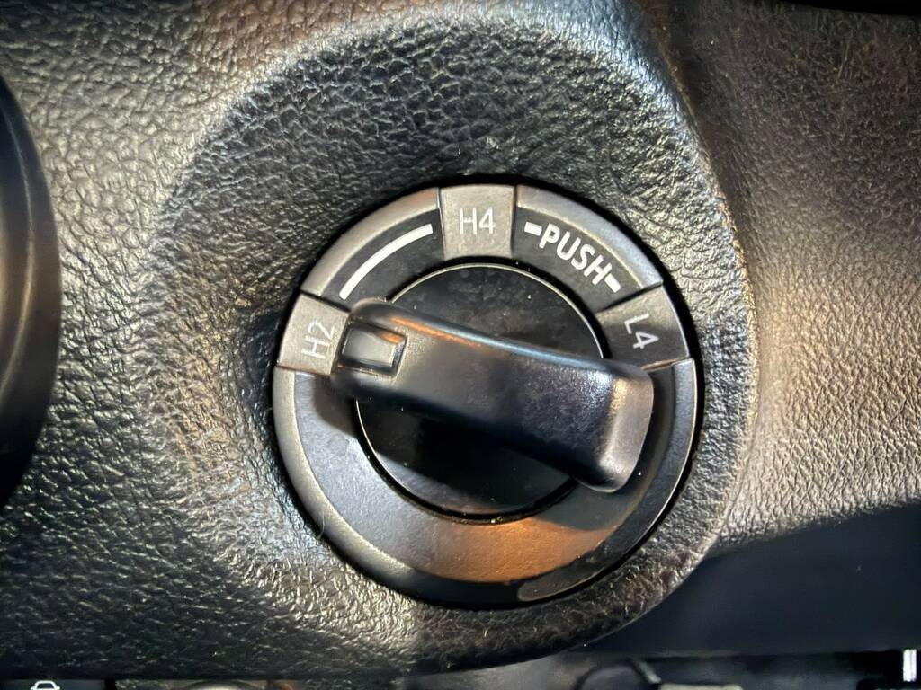 TOYOTA HILUX HILUX 2.4 GD-6 RAIDER 4X4 P/U D/C - 11