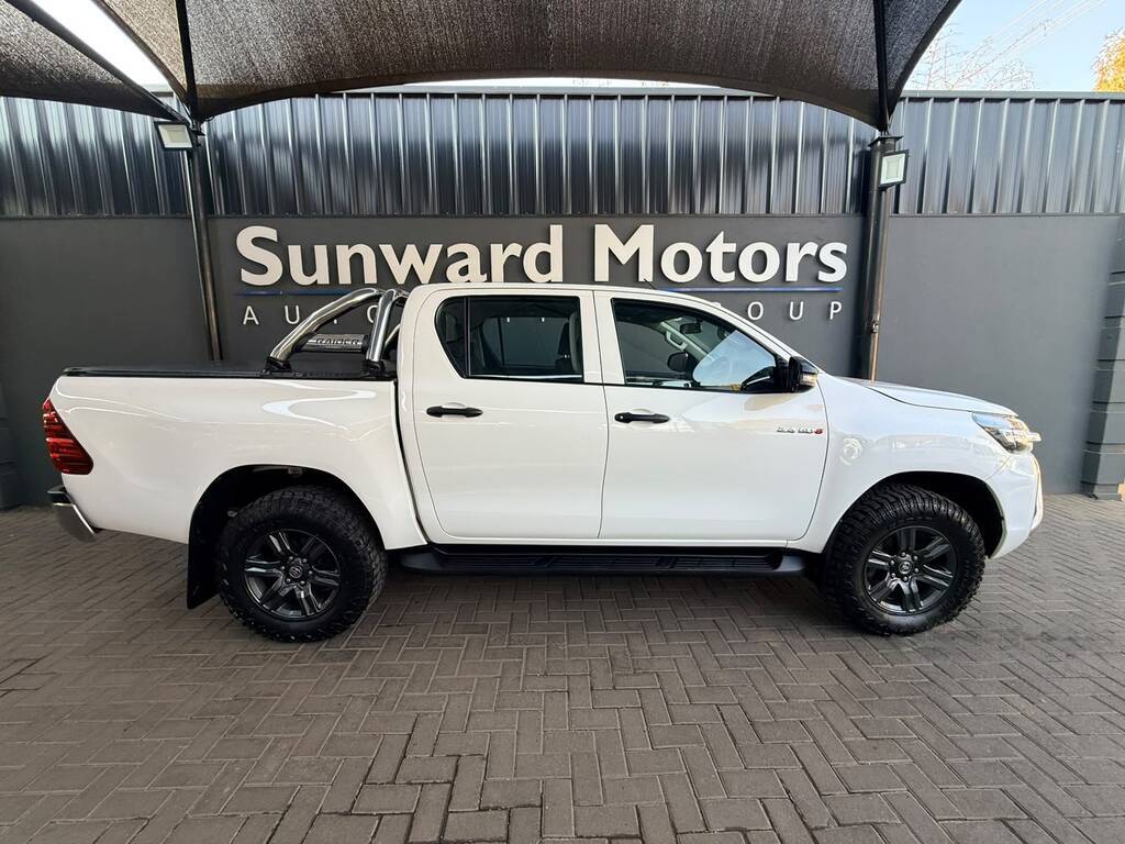 TOYOTA HILUX HILUX 2.4 GD-6 RAIDER 4X4 P/U D/C - 16