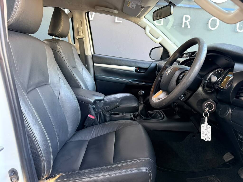 TOYOTA HILUX HILUX 2.4 GD-6 RAIDER 4X4 P/U D/C - 8