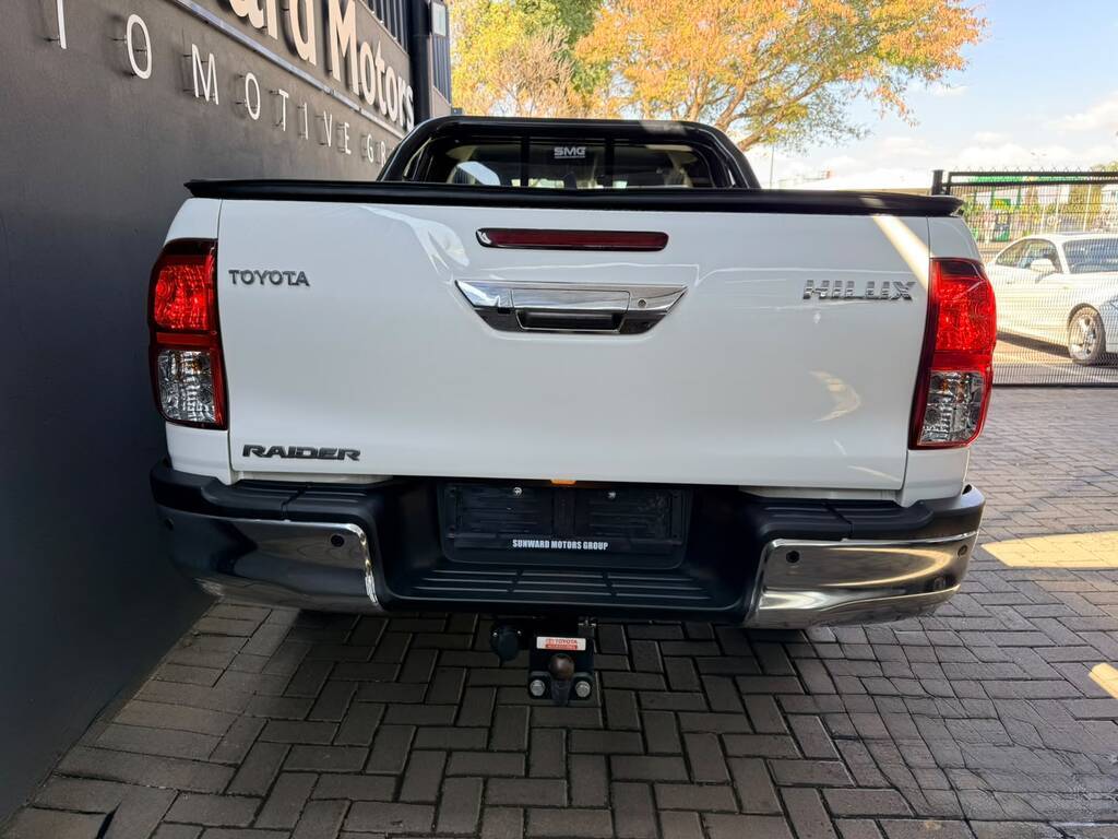 TOYOTA HILUX HILUX 2.4 GD-6 RB RAIDER A/T P/U E/CAB - 14