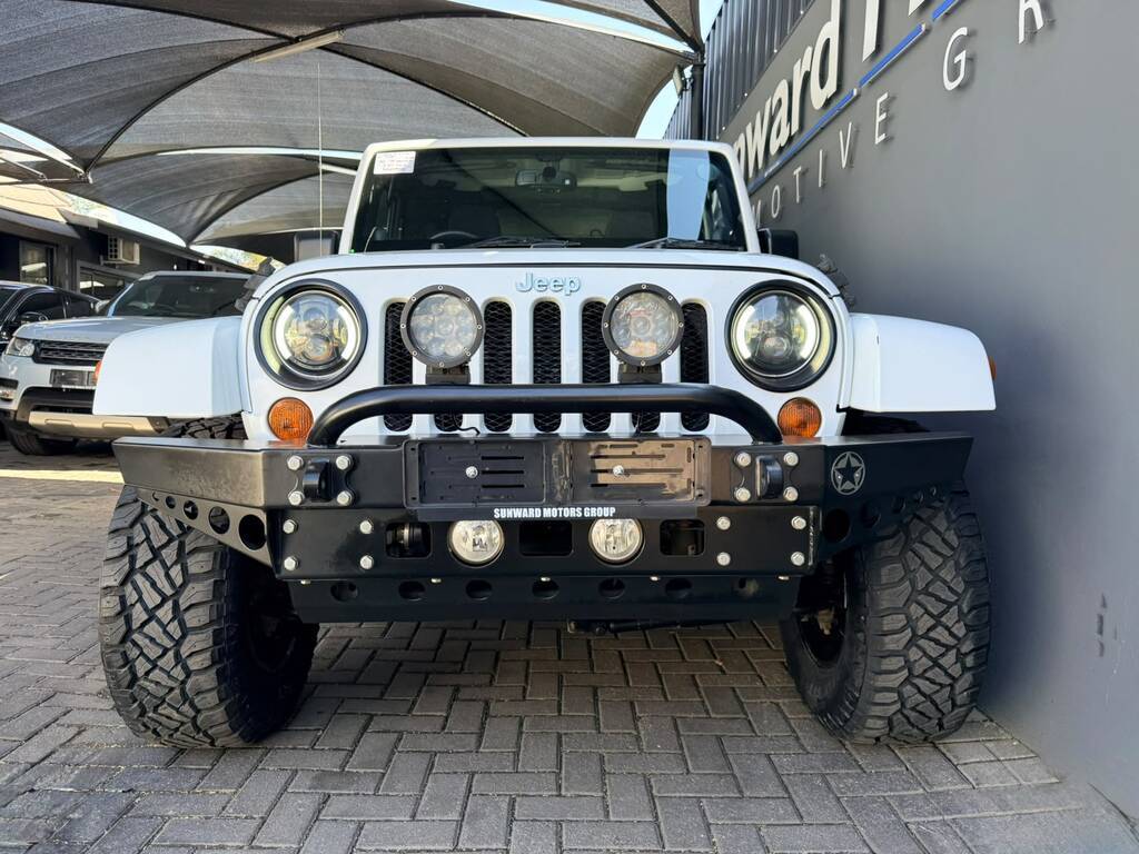 JEEP WRANGLER WRANGLER SAHARA 3.6L V6 A/T 2DR - 14