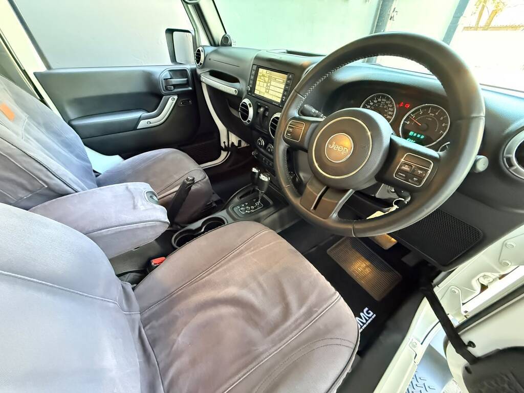 JEEP WRANGLER WRANGLER SAHARA 3.6L V6 A/T 2DR - 3