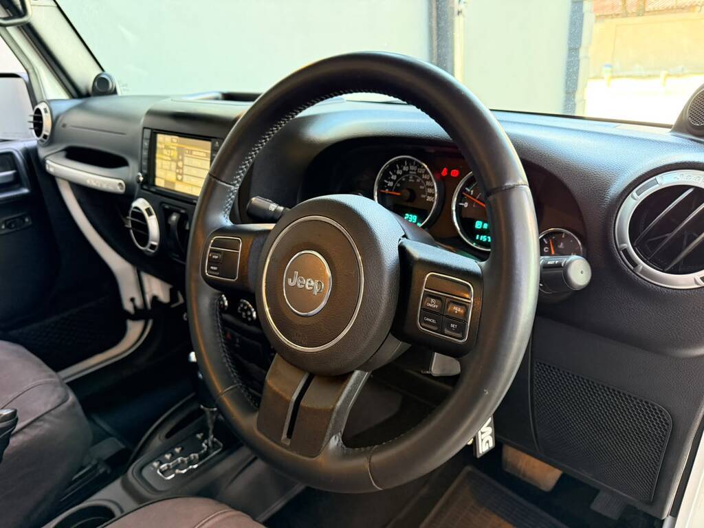 JEEP WRANGLER WRANGLER SAHARA 3.6L V6 A/T 2DR - 5
