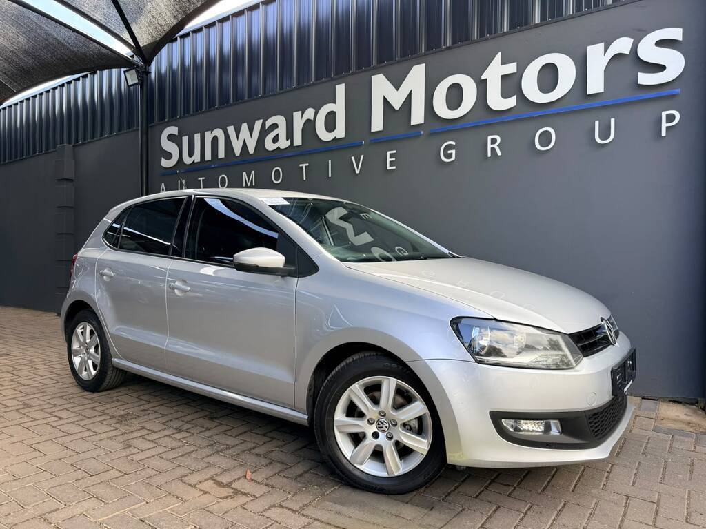 VOLKSWAGEN POLO POLO 1.4 COMFORTLINE 5DR - 1