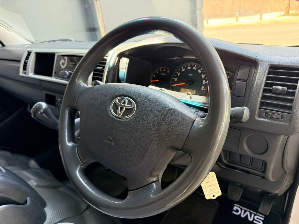 TOYOTA QUANTUM QUANTUM 2.5 D-4D 10 SEAT - 5