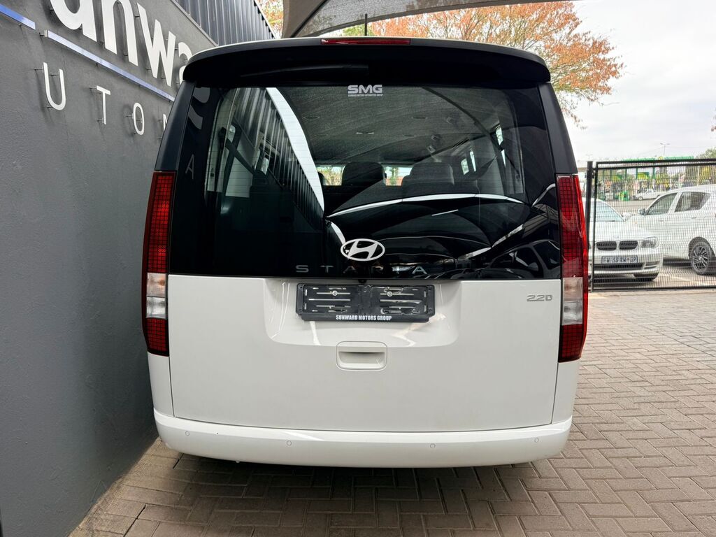 HYUNDAI STARIA STARIA 2.2D EXECUTIVE A/T - 12