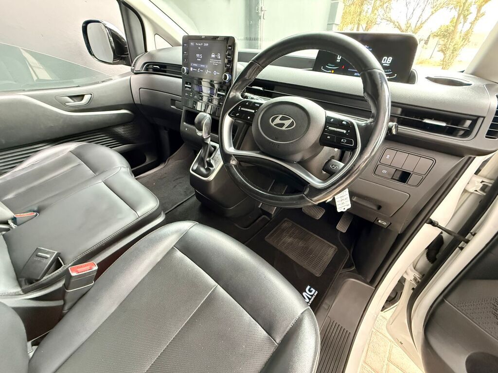 HYUNDAI STARIA STARIA 2.2D EXECUTIVE A/T - 2