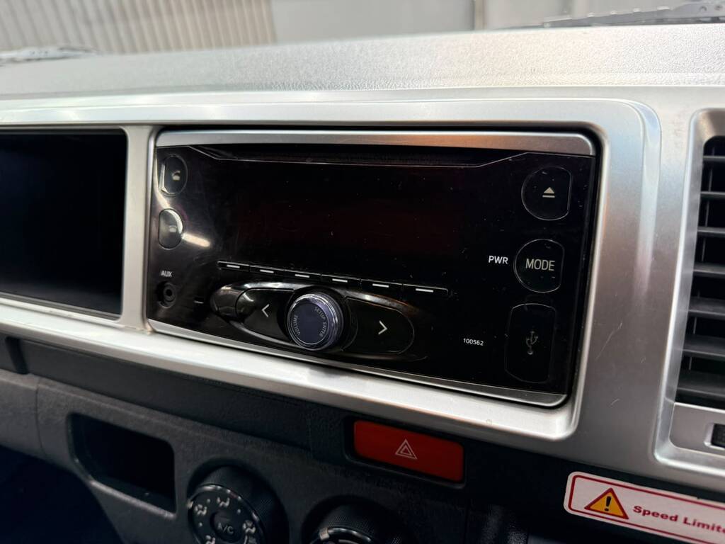 TOYOTA QUANTUM QUANTUM 2.5 D-4D 10 SEAT - 12