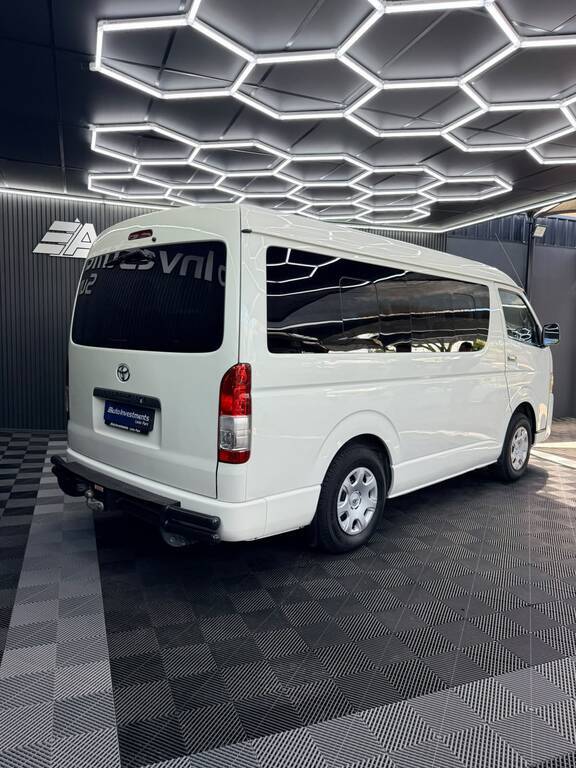 TOYOTA QUANTUM QUANTUM 2.5 D-4D 10 SEAT - 8