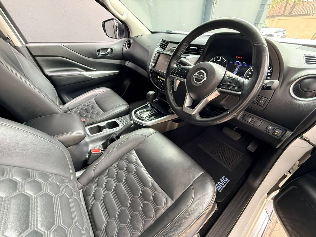 NISSAN NAVARA NAVARA 2.5DDTI LE/LE PLUS A/T D/C P/U - 6