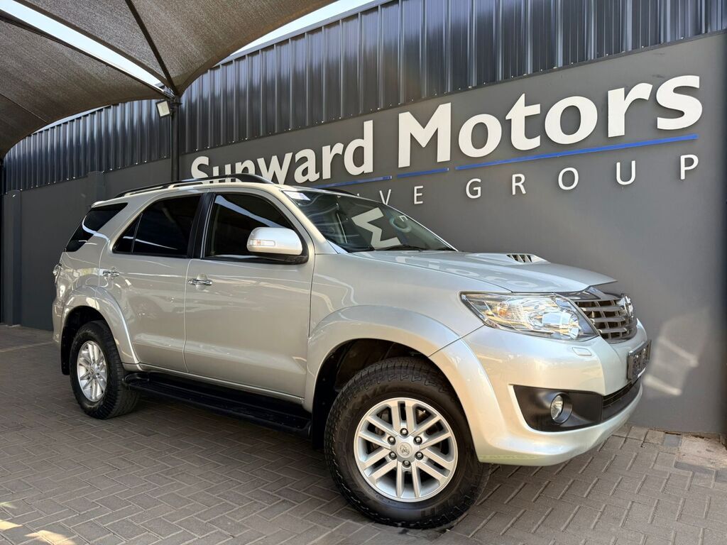 TOYOTA FORTUNER FORTUNER 3.0D-4D R/B A/T - 1