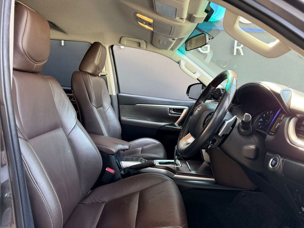 TOYOTA FORTUNER FORTUNER 4.0 V6 4X4 A/T - 12