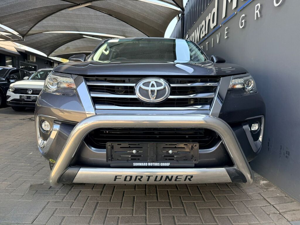 TOYOTA FORTUNER FORTUNER 4.0 V6 4X4 A/T - 18