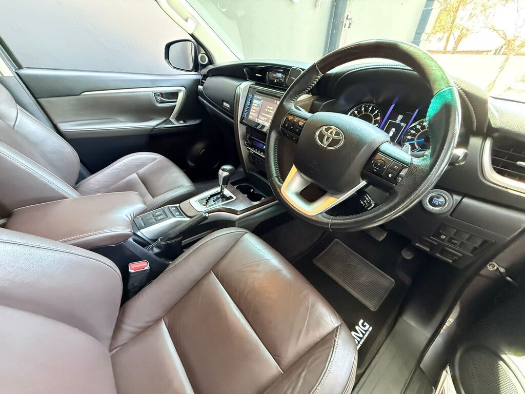 TOYOTA FORTUNER FORTUNER 4.0 V6 4X4 A/T - 3