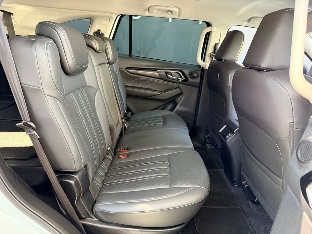 ISUZU MU-X MU-X 3.0D HR LSE A/T - 8