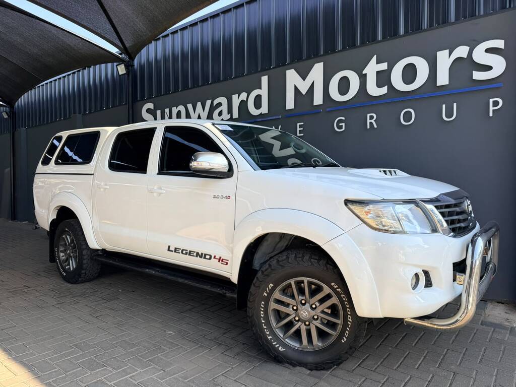 TOYOTA HI-LUX HILUX 3.0 D-4D LEGEND 45 4X4 A/T P/U D/C - 1