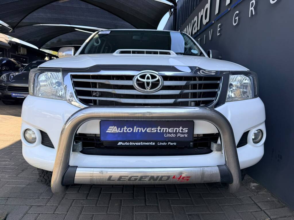 TOYOTA HI-LUX HILUX 3.0 D-4D LEGEND 45 4X4 A/T P/U D/C - 11