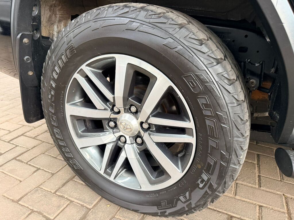 TOYOTA FORTUNER FORTUNER 4.0 V6 4X4 A/T - 11