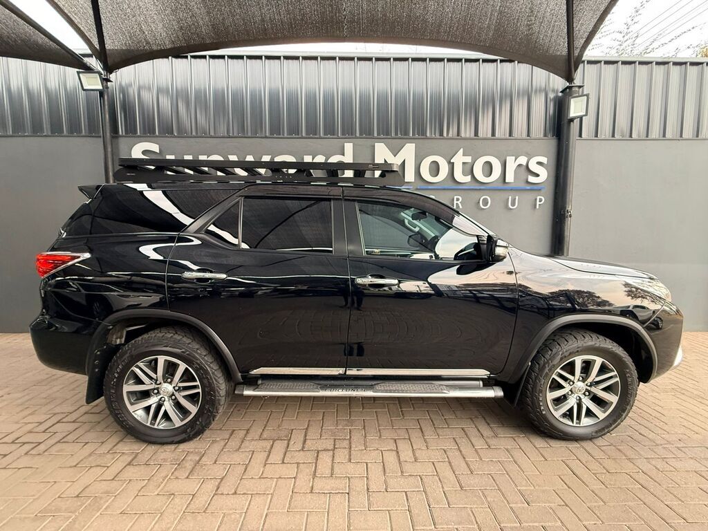 TOYOTA FORTUNER FORTUNER 4.0 V6 4X4 A/T - 19