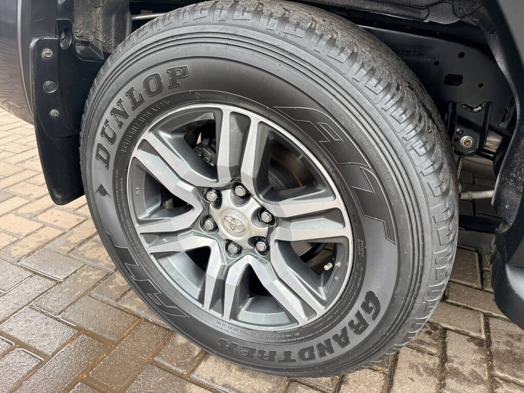 TOYOTA FORTUNER FORTUNER 2.4GD-6 R/B A/T - 10