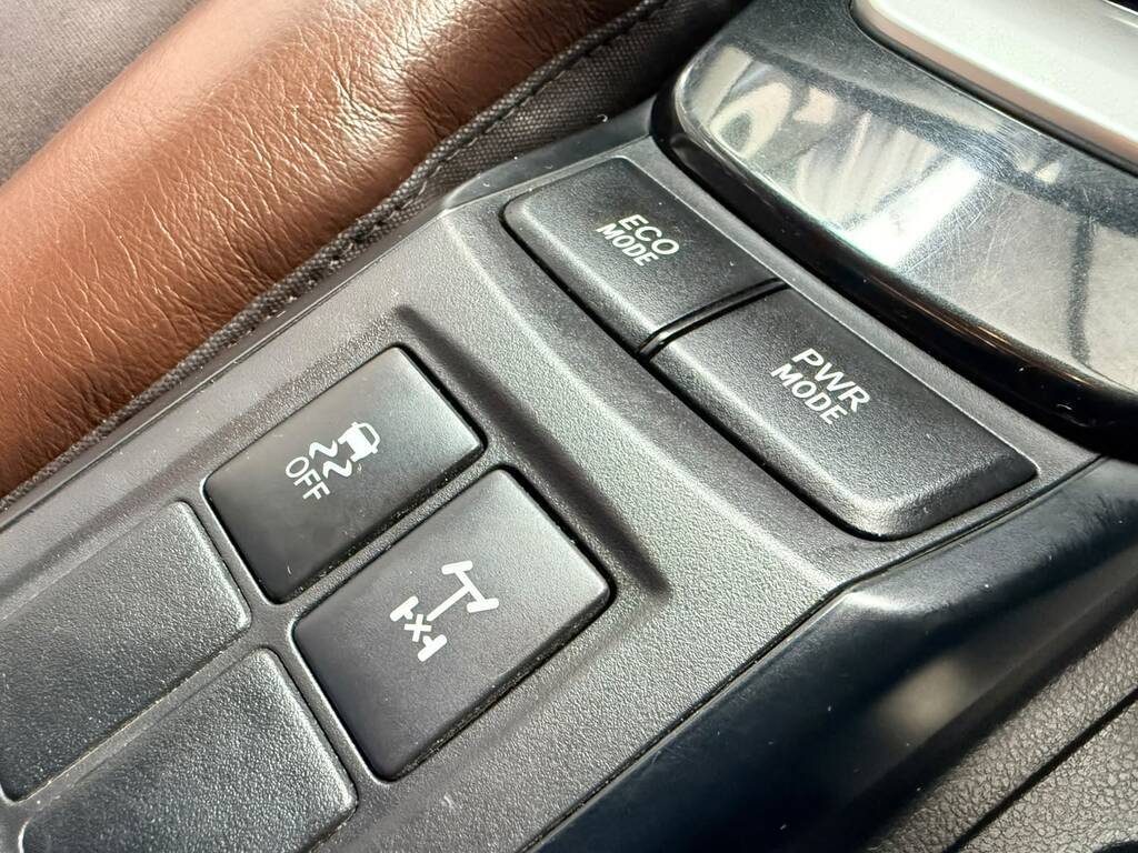 TOYOTA FORTUNER FORTUNER 2.4GD-6 R/B A/T - 12