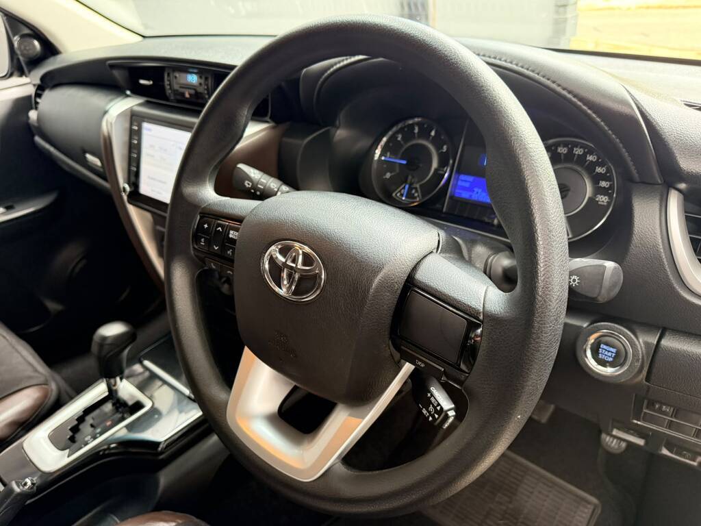 TOYOTA FORTUNER FORTUNER 2.4GD-6 R/B A/T - 4