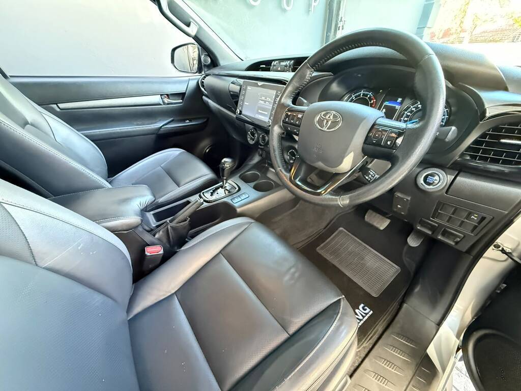 TOYOTA HILUX HILUX 2.8 GD-6 RB LEGEND 4X4 A/T P/U E/CAB - 2