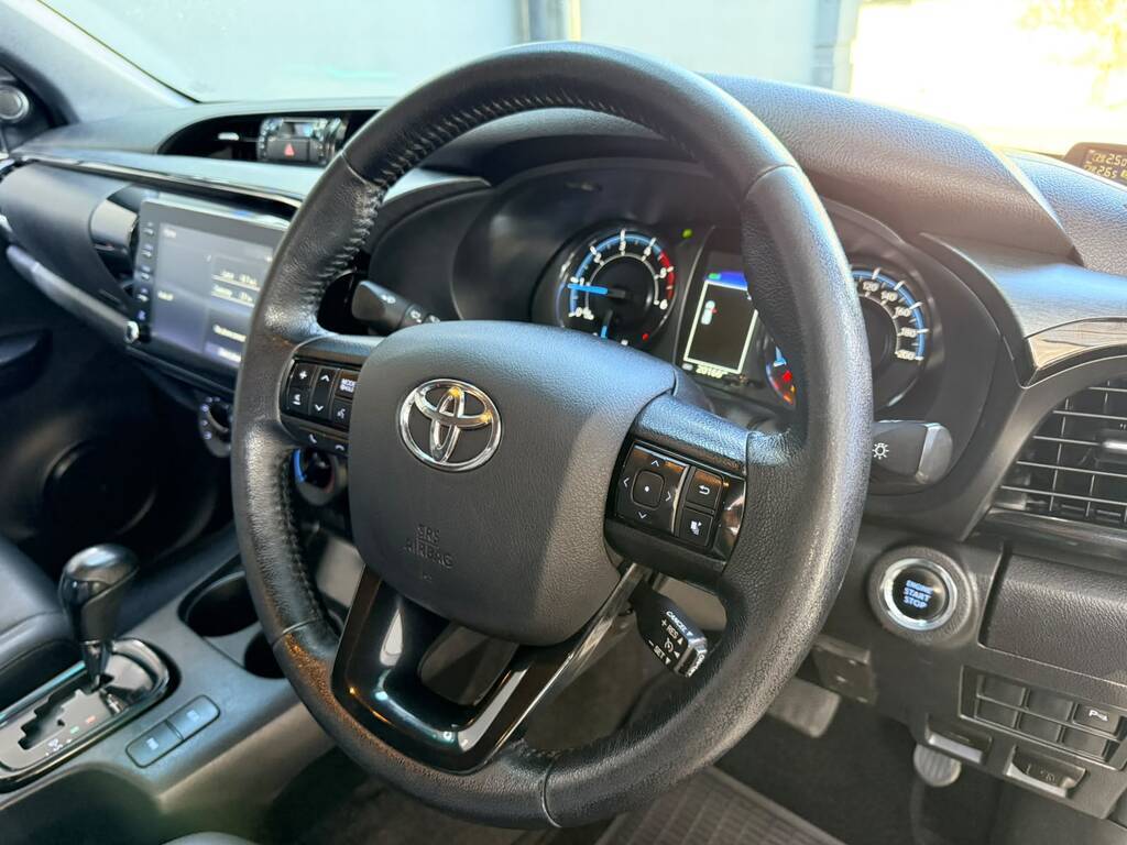 TOYOTA HILUX HILUX 2.8 GD-6 RB LEGEND 4X4 A/T P/U E/CAB - 4