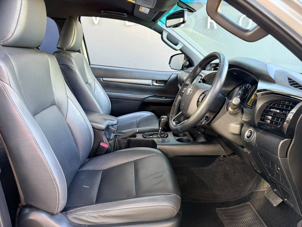 TOYOTA HILUX HILUX 2.8 GD-6 RB LEGEND 4X4 A/T P/U E/CAB - 8