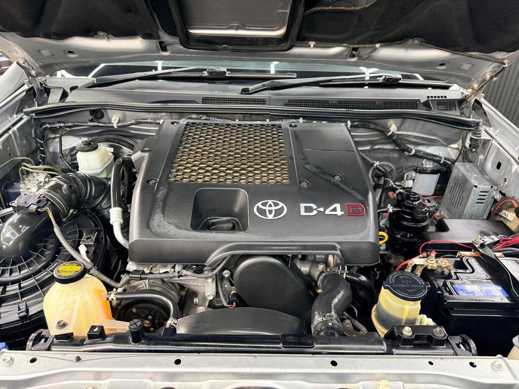 TOYOTA HI-LUX HILUX 3.0 D-4D LEGEND 45 4X4 A/T P/U D/C - 14