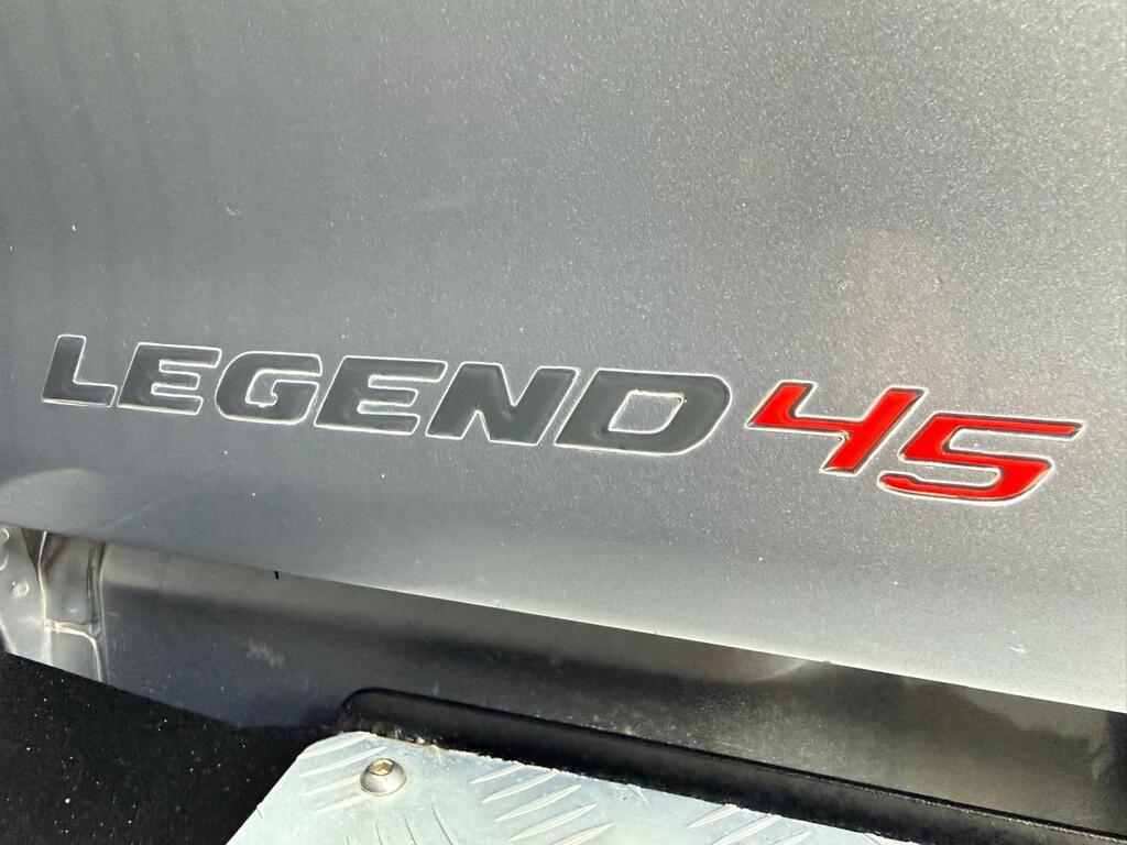 TOYOTA HI-LUX HILUX 3.0 D-4D LEGEND 45 4X4 A/T P/U D/C - 18