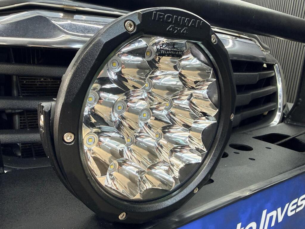 TOYOTA HI-LUX HILUX 3.0 D-4D LEGEND 45 4X4 A/T P/U D/C - 6