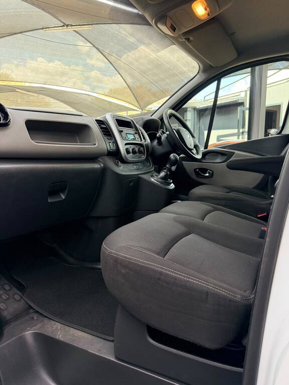 RENAULT TRAFIC TRAFIC 1.6 dCi F/C P/V - 14