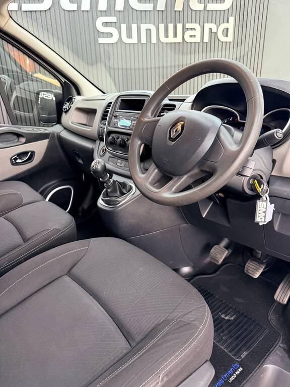 RENAULT TRAFIC TRAFIC 1.6 dCi F/C P/V - 8