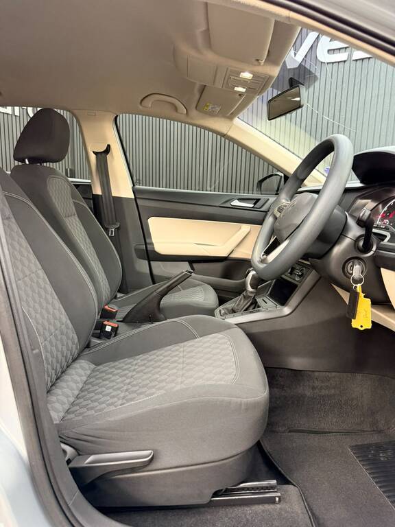 VOLKSWAGEN POLO CLASSIC POLO 1.6 LIFE TIPTRONIC - 16