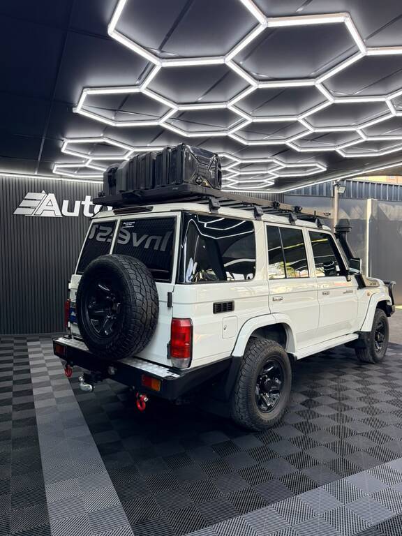 TOYOTA LANDCRUISER 70 SERIE LANDCRUISER 76 4.5D V8 S/W - 5