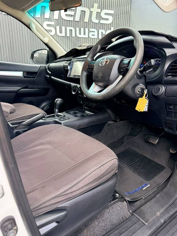 TOYOTA HILUX HILUX 2.4 GD-6 SRX 4X4 A/T P/U D/C - 15