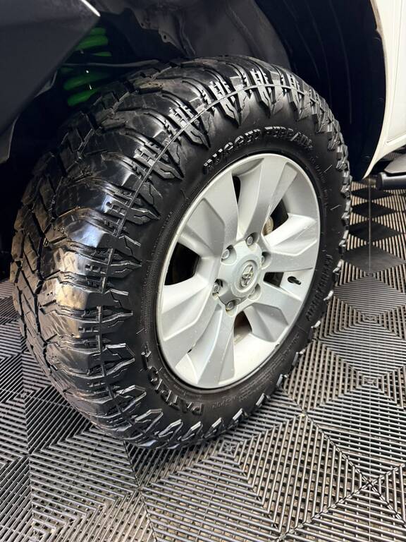 TOYOTA HILUX HILUX 2.4 GD-6 SRX 4X4 A/T P/U D/C - 17