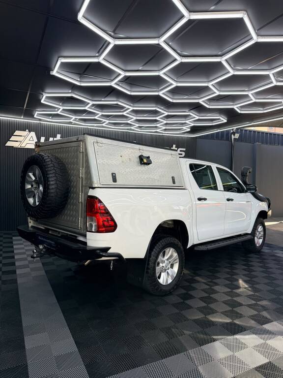 TOYOTA HILUX HILUX 2.4 GD-6 SRX 4X4 A/T P/U D/C - 8
