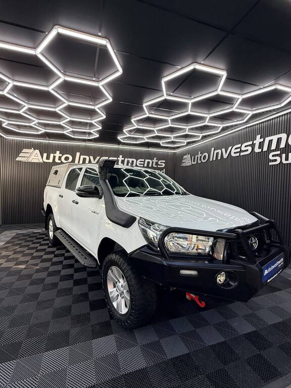 TOYOTA HILUX HILUX 2.4 GD-6 SRX 4X4 A/T P/U D/C - 9