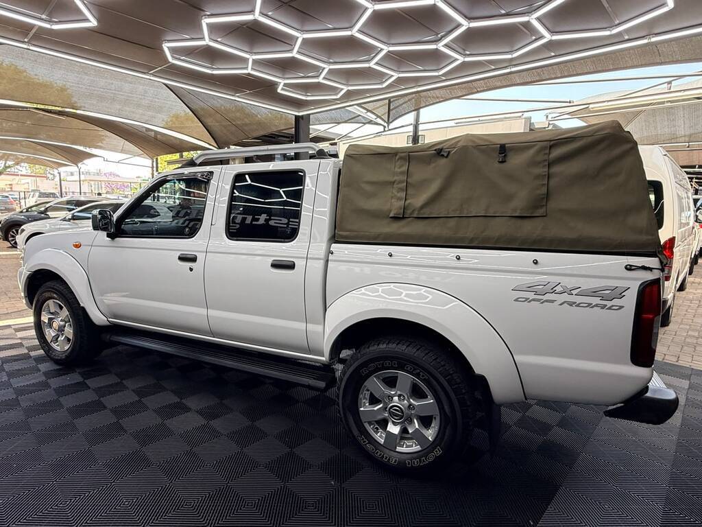 NISSAN HARDBODY HARDBODY NP300 2.5 TDi 4X4 P/U D/C - 12